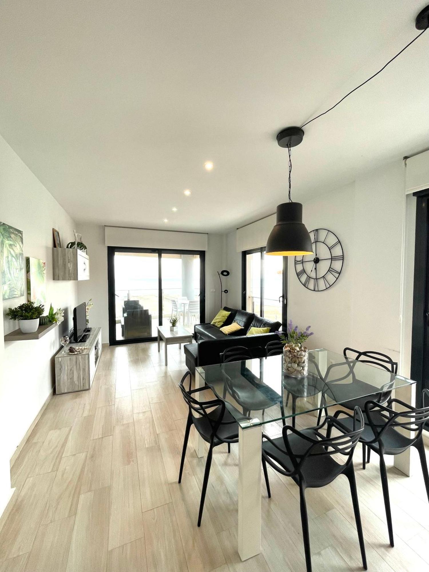 Luxury And Modern Beach Apartment With Sea Views La Mata  Bagian luar foto